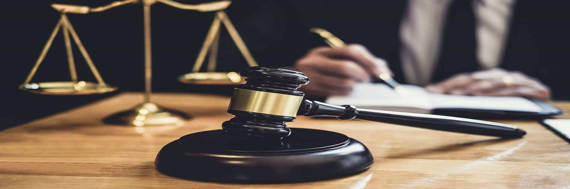 بهترین وکیل